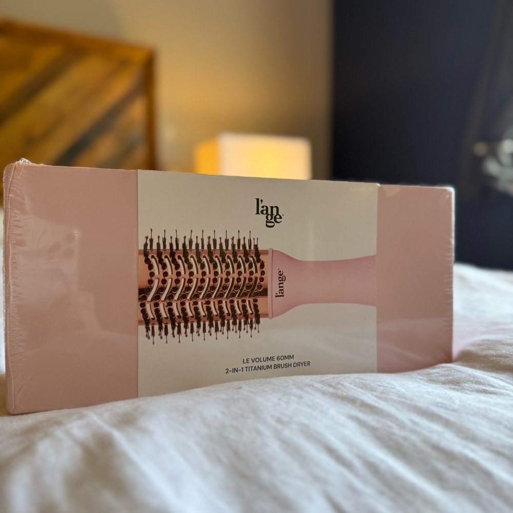 L'ange Le Volume 60MM 2-in-1 Titanium Brush Dryer